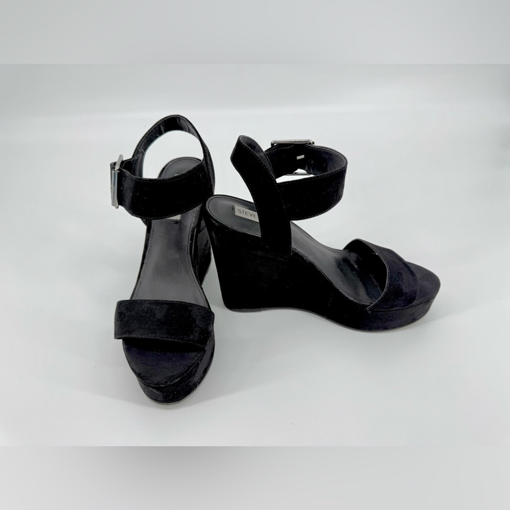 Steve Madden Elegant Black Wedge Heels